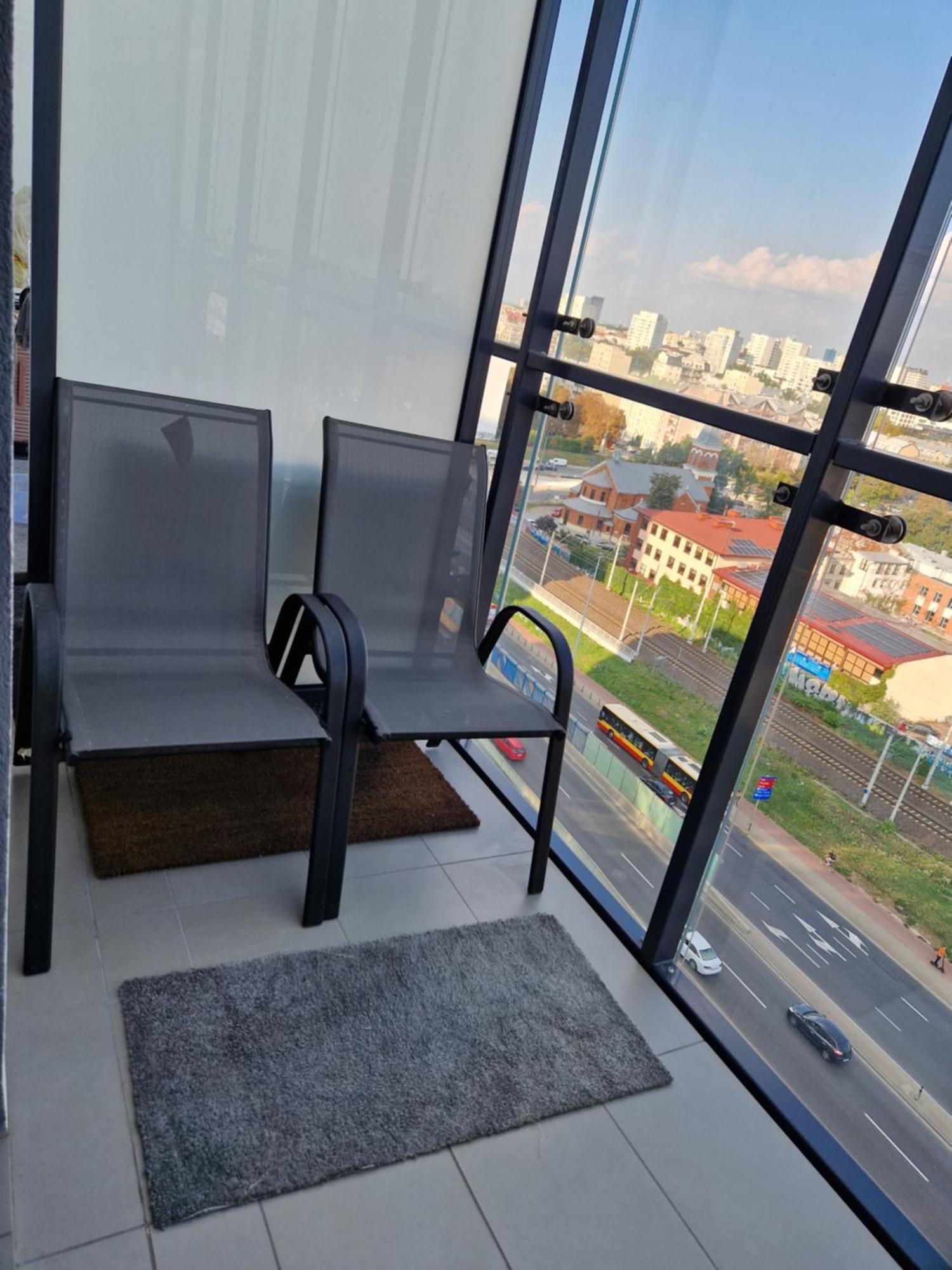 Apartamenty Wola Tower Na Prymasa - Z Widokiem Na City Warschau Exterior foto